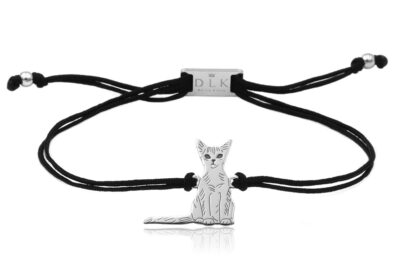 Bransoletka z kotem abisyńskim srebrnym na sznurku